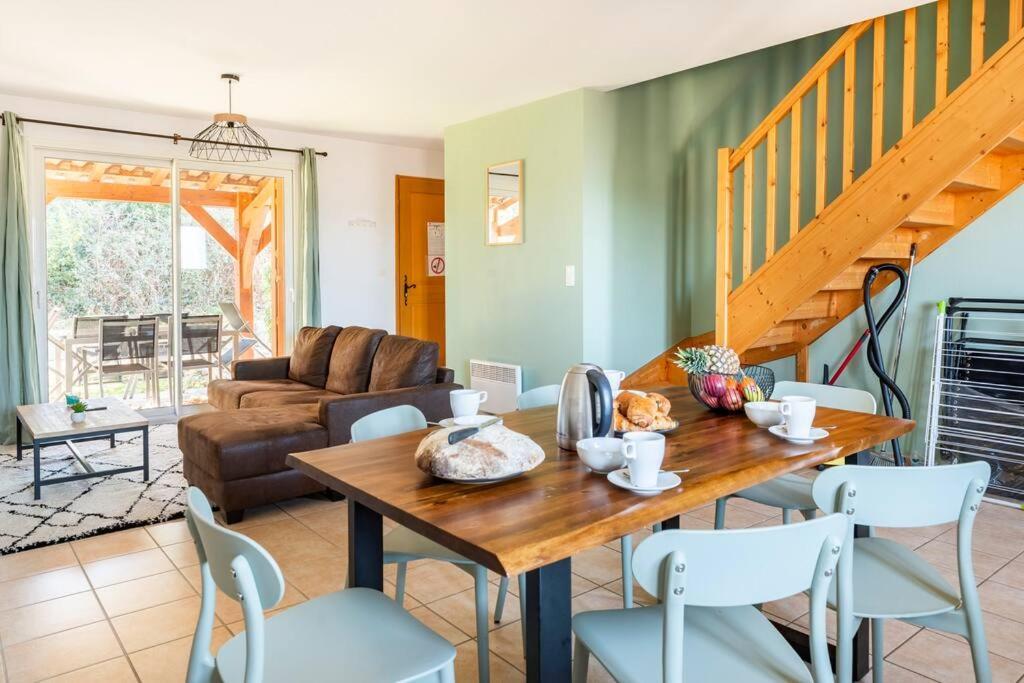 Le N5 Des Hauts De Sarlat Apt Duplex Clim, Piscine, Parking ภายนอก รูปภาพ